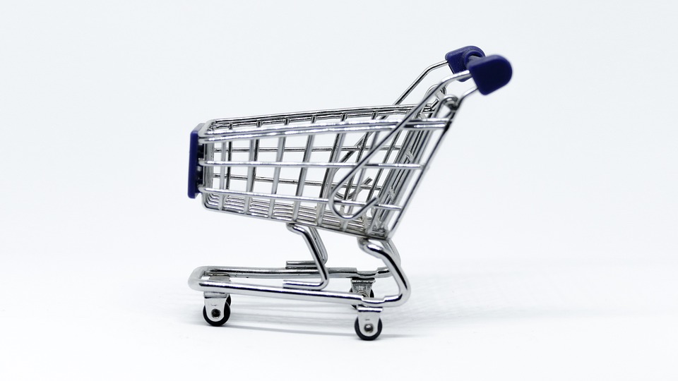 Peran Kecerdasan Buatan dalam Meningkatkan Pengalaman Belanja E-Commerce