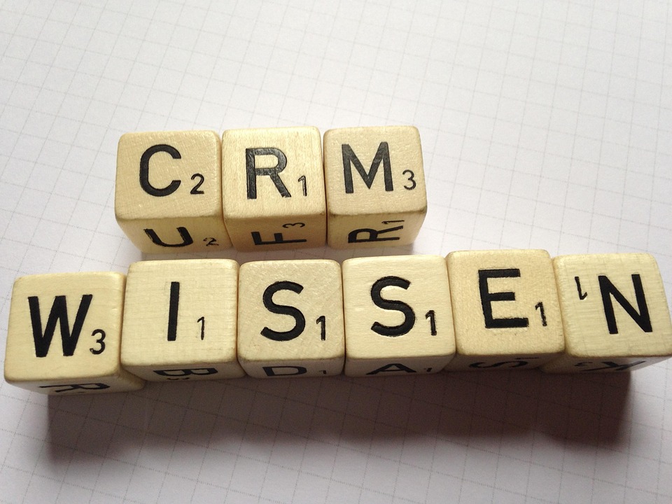 Meningkatkan Hubungan Pelanggan dengan Software CRM