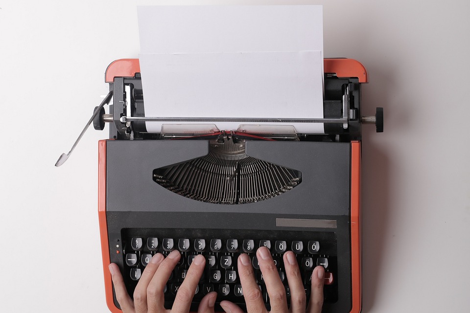 Menjadi Ahli Copywriting Persuasif: Strategi dan Teknik Efektif