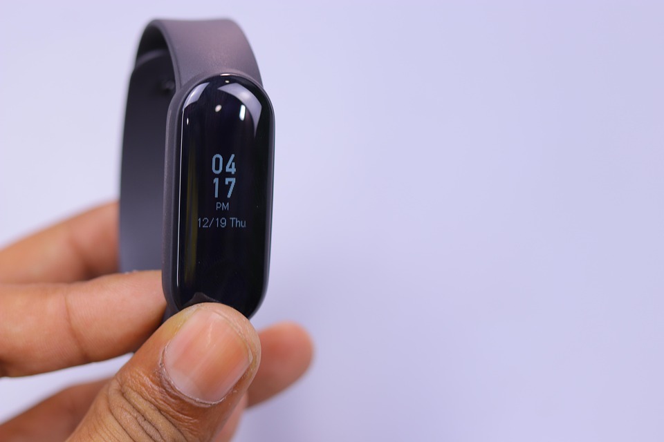 Panduan Memilih Fitness Tracker Terbaik untuk Kesehatan Anda