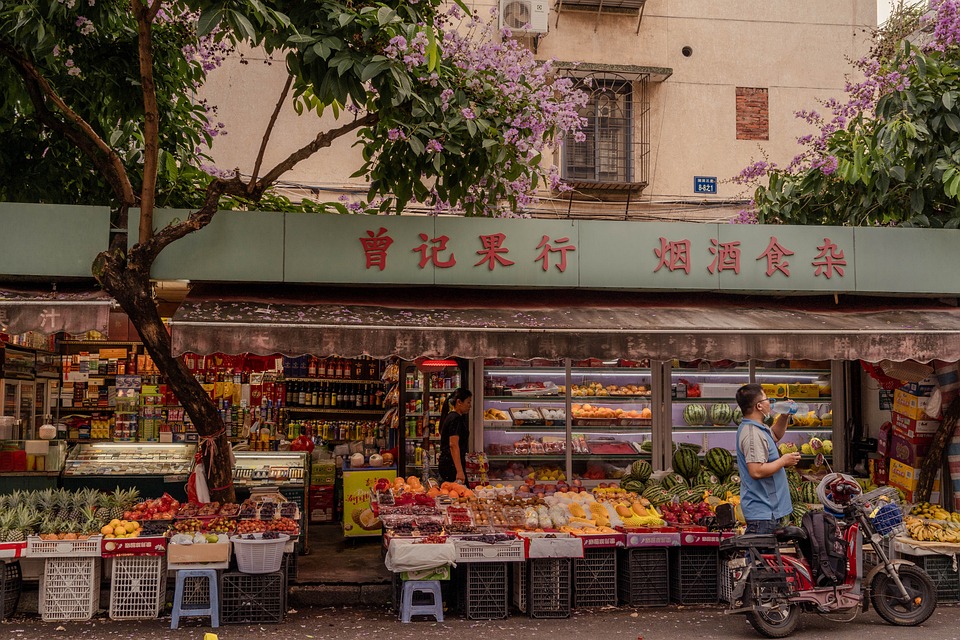 Analisis Persaingan Pasar di Era Digital