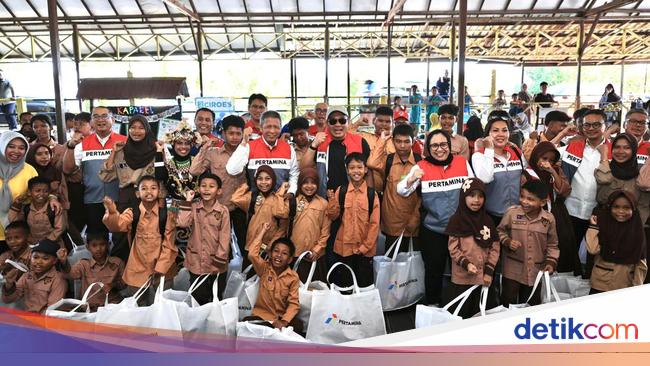 Hari Anak Nasional, Pertamina Beri 200 Paket Seragam Sekolah di Balikpapan