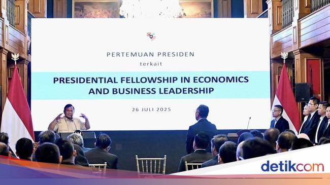 Prabowo Gelar Pertemuan dengan 82 Profesional Muda di Hambalang
